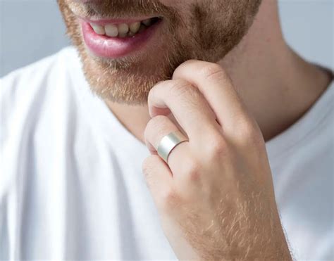 anillos de ropa para hombre.